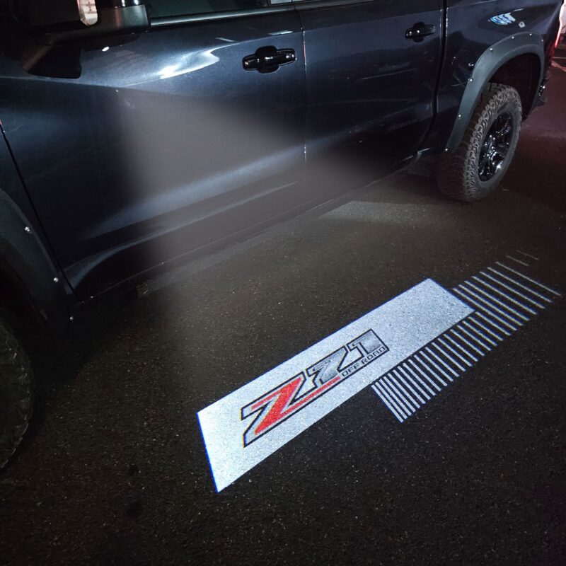 Z71 Design – Chevrolet Silverado/Suburban/Tahoe LED Puddle Lights